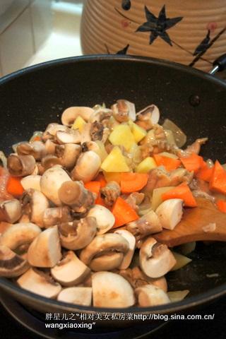 鸡肉蔬菜奶酪焗饭的做法