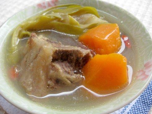 霸王花胡萝猪骨汤的做法