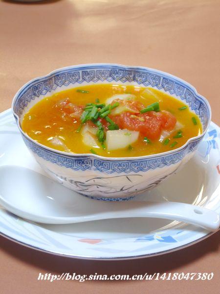 番茄老黄瓜汤的做法