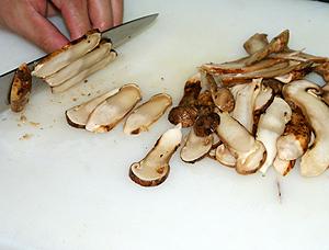 黄油罗勒煎松茸的做法