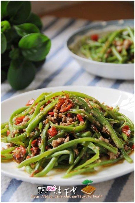 XO酱肉碎爆开边豇豆的做法