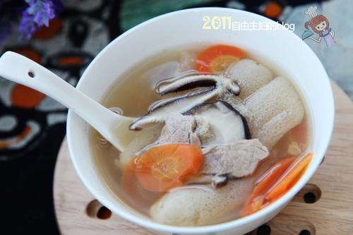 竹荪瘦肉汤的做法