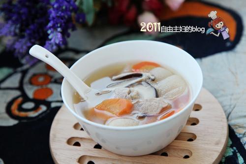 竹荪瘦肉汤的做法