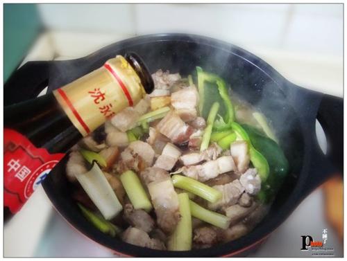 陈年黄酒焖五花肉的做法