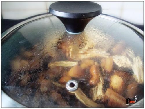 陈年黄酒焖五花肉的做法