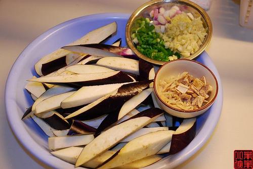 免走油版鱼香茄子的做法