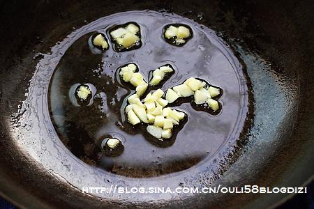 梅菜蒸排骨的做法