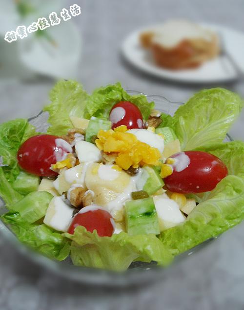 酸奶生菜沙拉的做法
