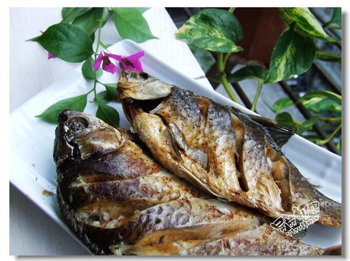 普罗旺斯烤鲫鱼的做法