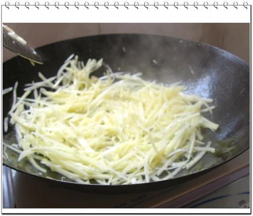 家常清炒土豆丝的做法