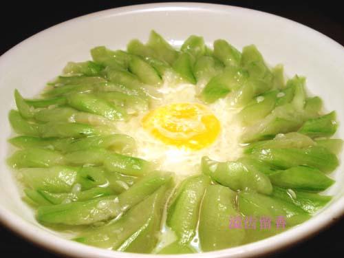 丝瓜抱蛋的做法