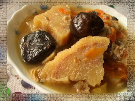 粉葛鲮鱼汤的做法