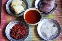 猪心炖榴莲的做法