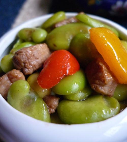 里脊蚕豆的做法