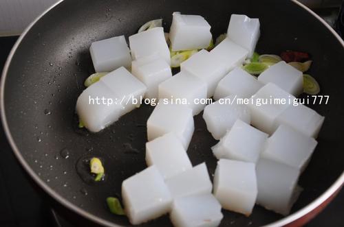 家乡炒凉粉的做法