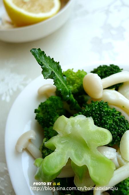 西兰花拌蘑菇的做法