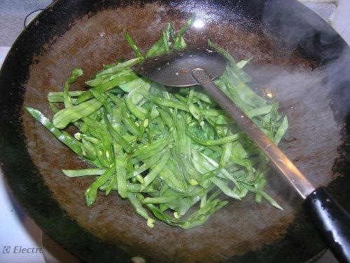 肉丝炒扁豆的做法