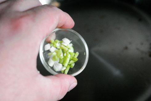 �ϼ����ӵ�����