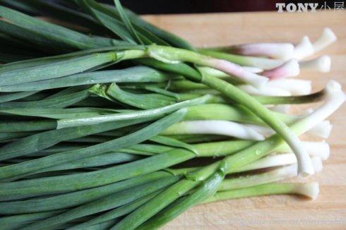 大蒜叶炒蛋的做法