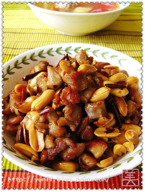 麻辣花生炒鸡丁的做法