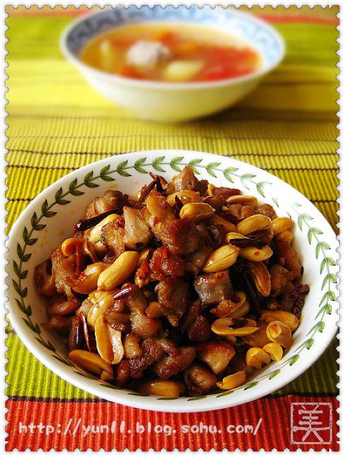 麻辣花生炒鸡丁的做法