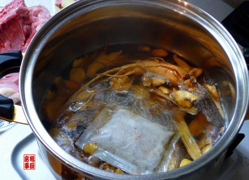 ��ĸѼ������