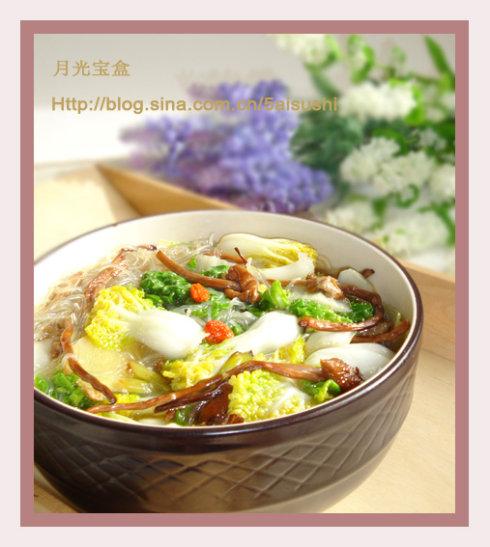 黄心菜茶树菇炖粉丝的做法