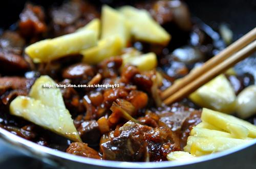 菠萝滋味糖醋排骨的做法