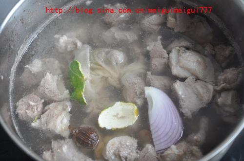 青萝卜炖羊肉的做法