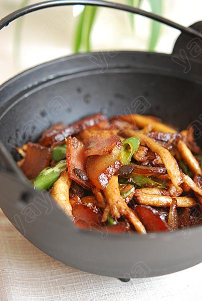 干锅茶树菇的做法