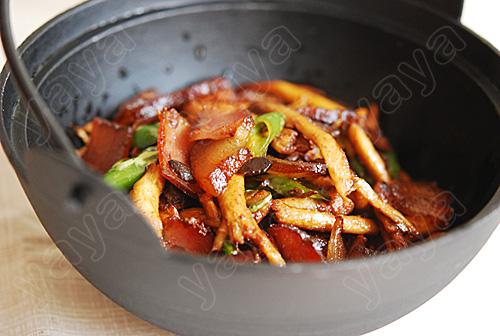 干锅茶树菇的做法