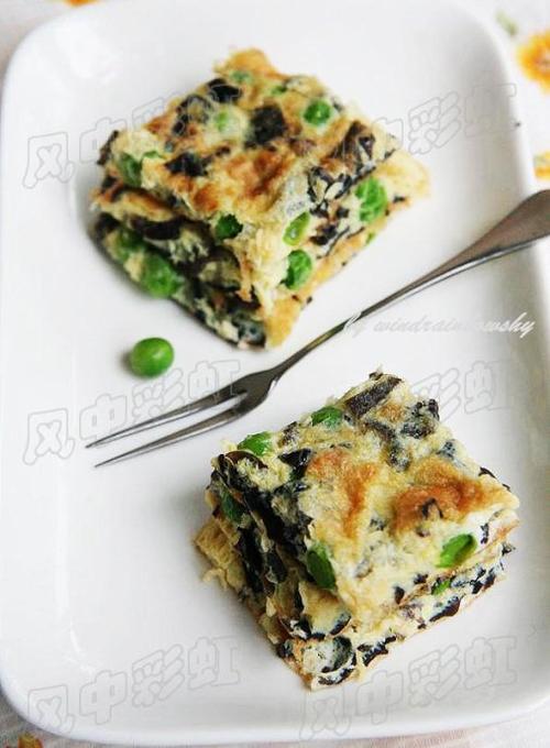 木耳豌豆蛋饼的做法