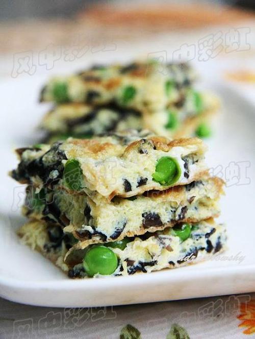 木耳豌豆蛋饼的做法
