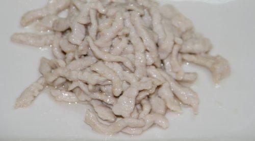 西芹炒肉丝的做法