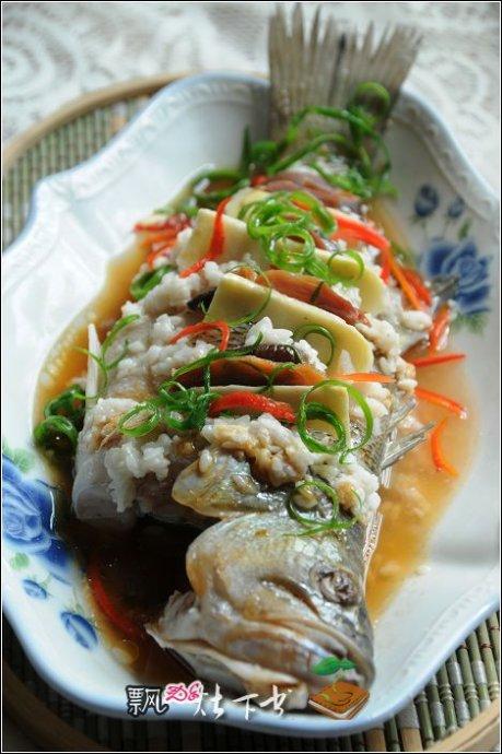 酒酿蒸鲈鱼的做法