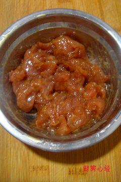 芹菜爆肉的做法