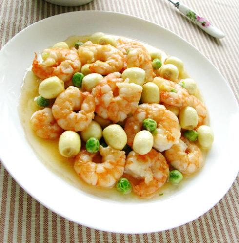 �����ӳ�Ϻ�ʵ�����