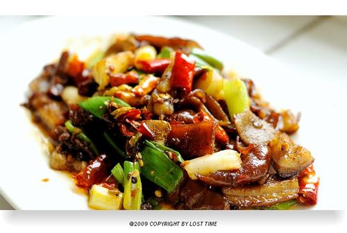 干煸肥肠的做法