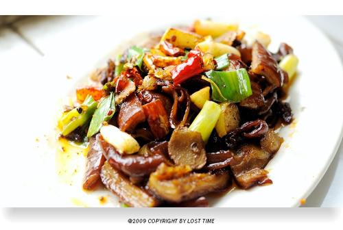 干煸肥肠的做法