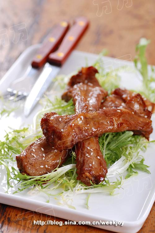 �ڽ����Źǵ�����