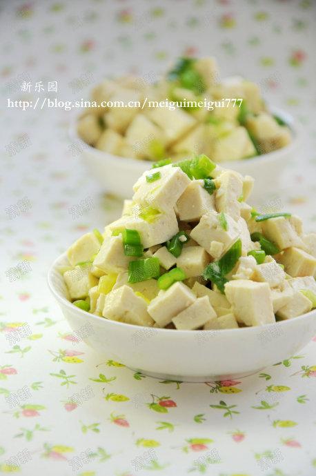 小葱拌豆腐的做法