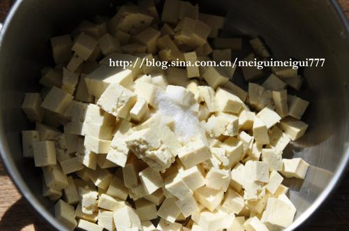 小葱拌豆腐的做法