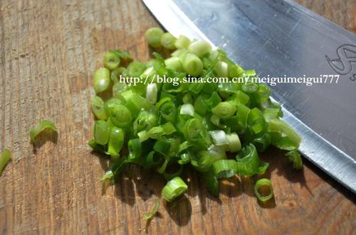 小葱拌豆腐的做法