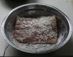 锅塌青鱼的做法