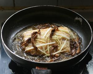 锅塌青鱼的做法