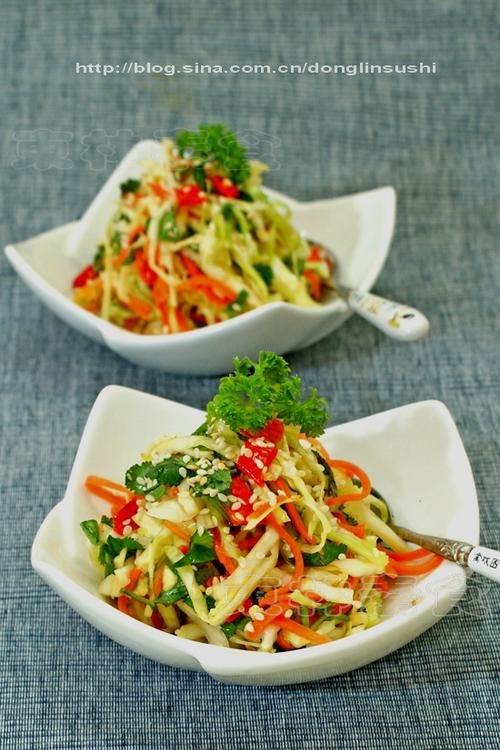 凉拌卷心菜丝的做法