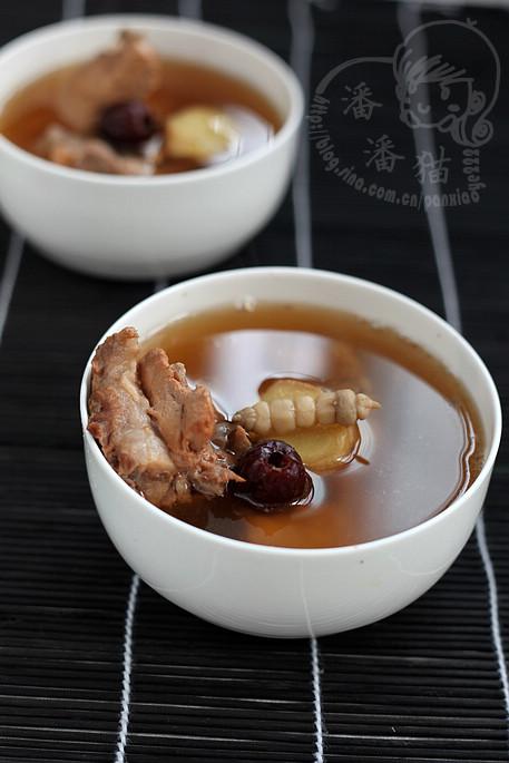 灵芝养生排骨汤的做法