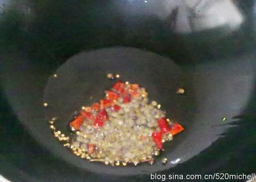 ��ţ��Ƭ������