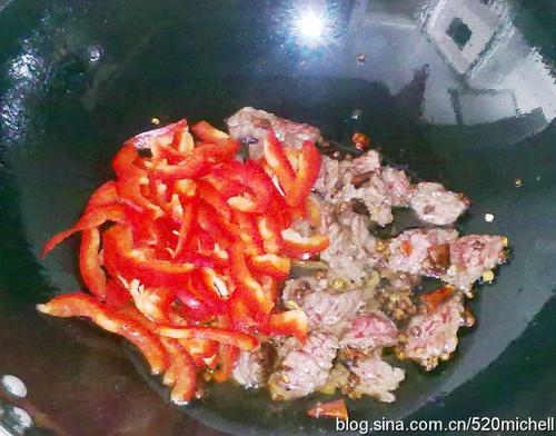 ��ţ��Ƭ������