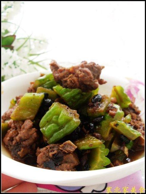 苦瓜焖鸭的做法